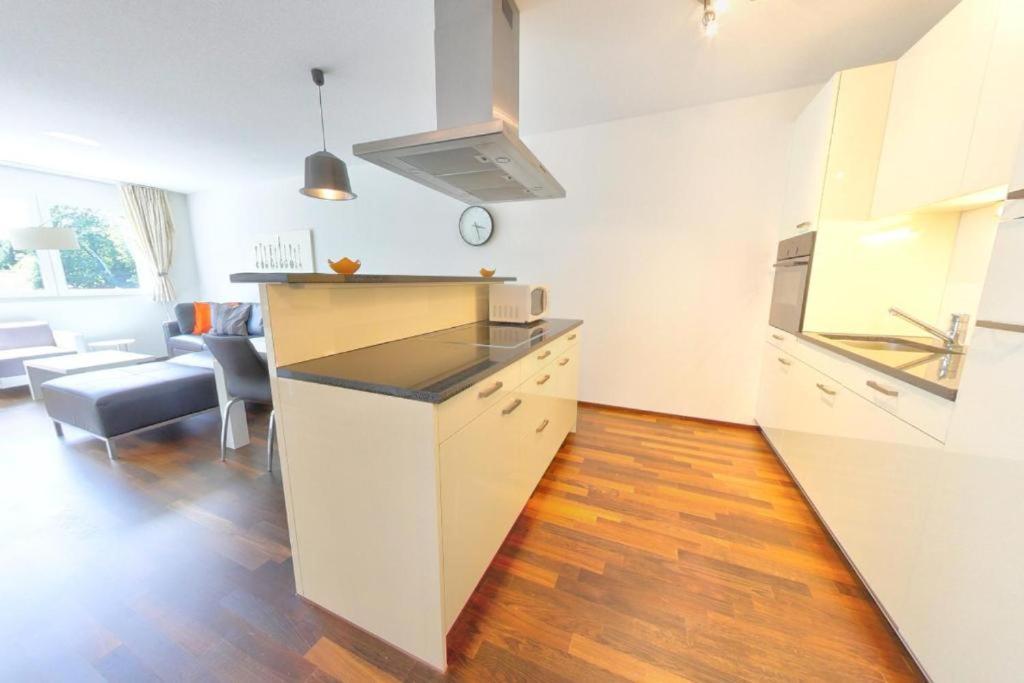 Relax And Recharge By The Lake! Modern Morges Apartments, Ap26 외부 사진